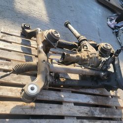 06/10 Mercedes ML Transfer Case $700 Rocking Pinion $350 Subframe $300