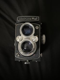 Yashica-Mat 120mm camera