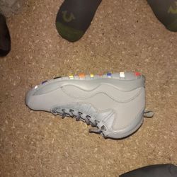 mens 8.5 Retro Cool Grey Jordan 