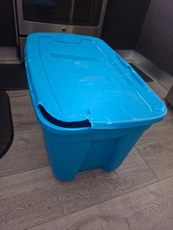 Storage bins (3)
