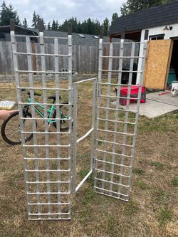 Trifold ramps