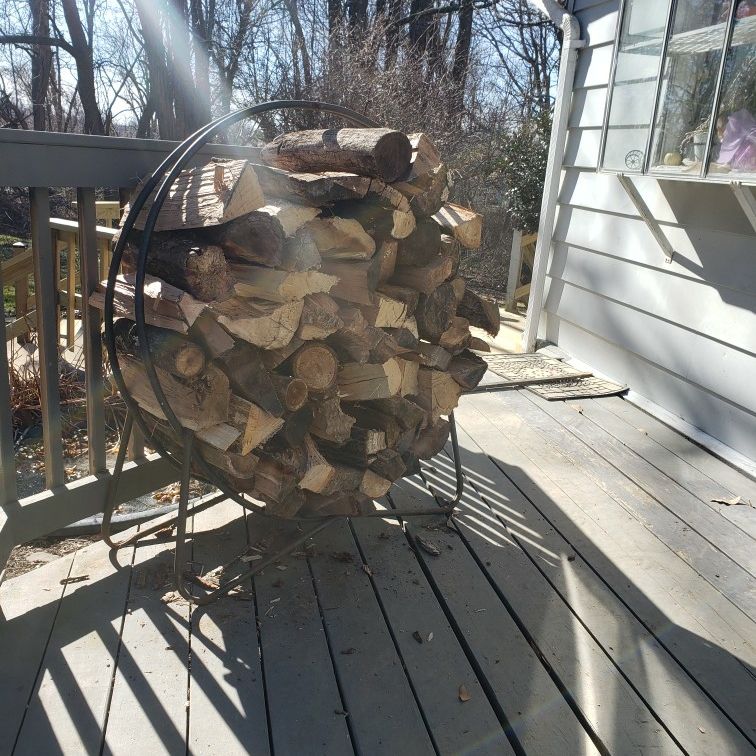 Season firewood A barbecue