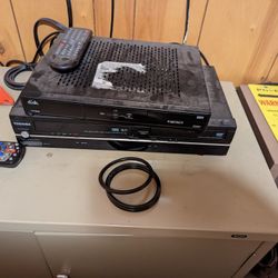 Tv And VCR DVD Combo 