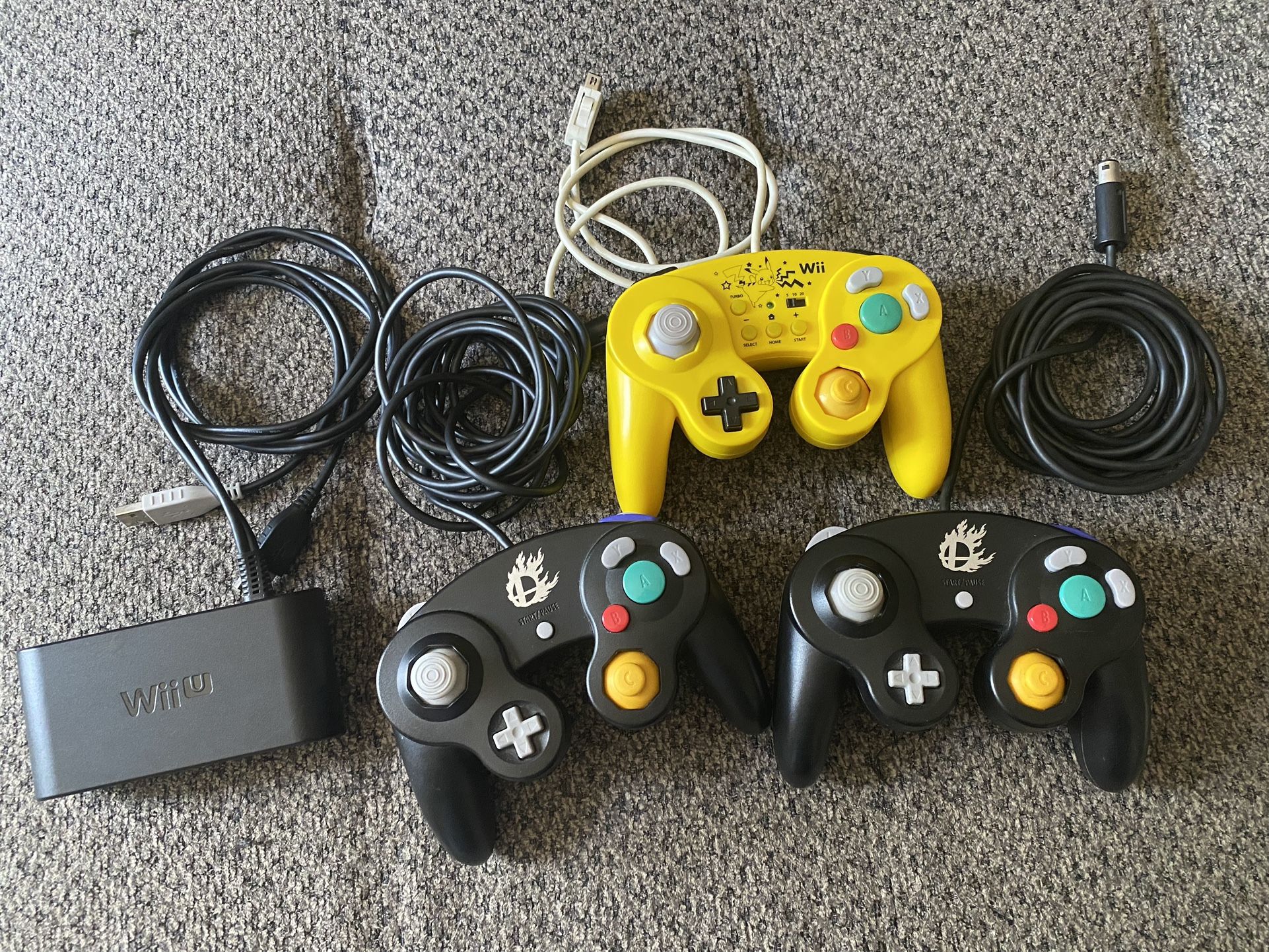 Super Smash Bros Wii U Gamecube controllers W/ WUP-028 OEM Adapter TESTED/WORKS