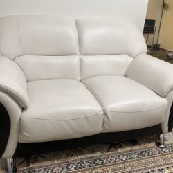 selling Sofa , $150