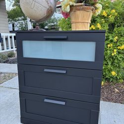 Black Modern Dresser Chest of Drawers Furniture Great Condition 