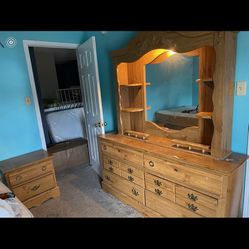 Wooden bedroom Furniture Set 