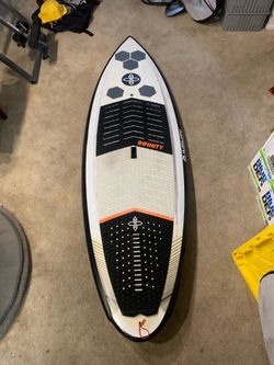 Infiniti SUP surfboard