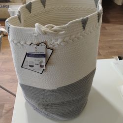 Large rope basket, new