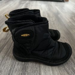 keen howser II toddler snow boots size 11
