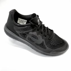 NEW Nike Flex 7Y (8.5 US)