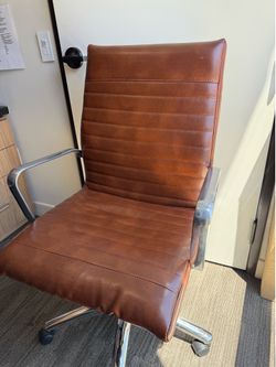 SET OF 8 OFFICE CHAIRS