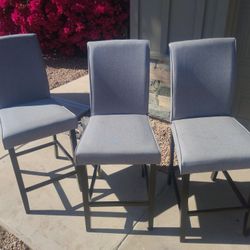 Set Of 3 Medium Height Bar Chairs 