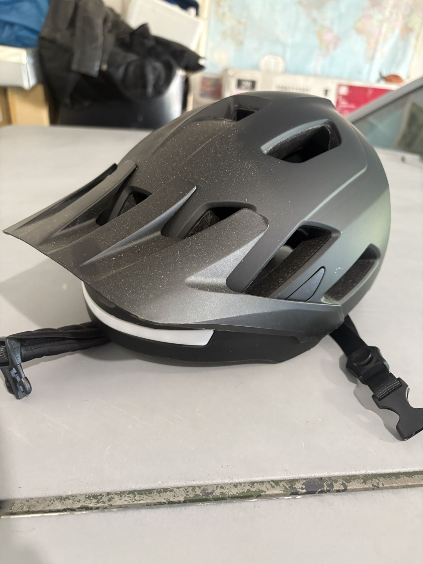 Bike Helmet   Lights Up