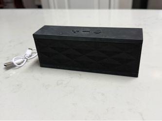 Jawbone Jambox portable Bluetooth speaker