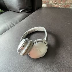 Bose Quiet Comfort Headphones, Strong Noise Canceling 