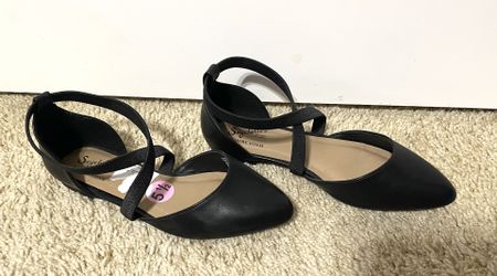 black strappy ballerina pointy flats