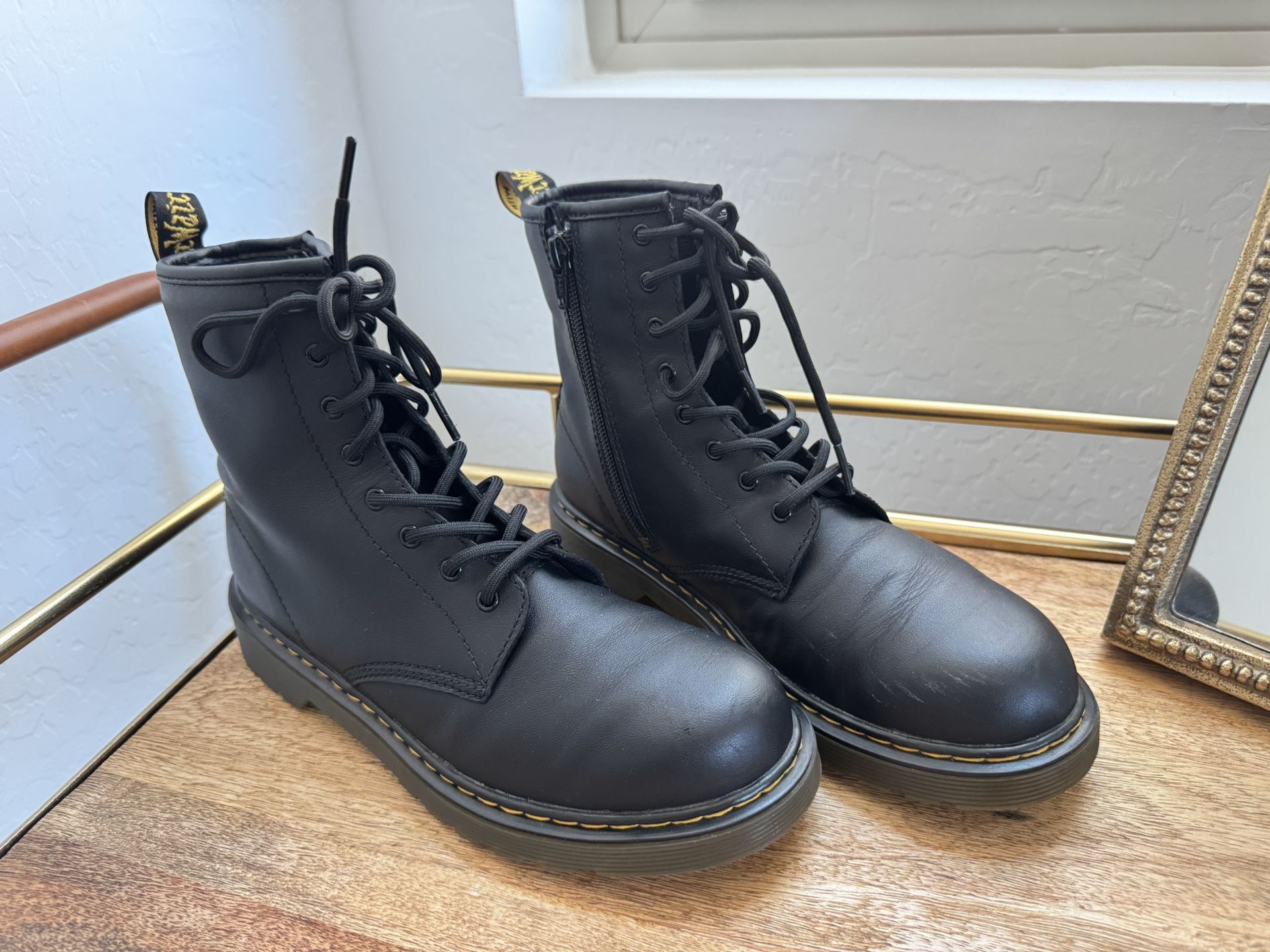 Doc Martens Combat Boots W8