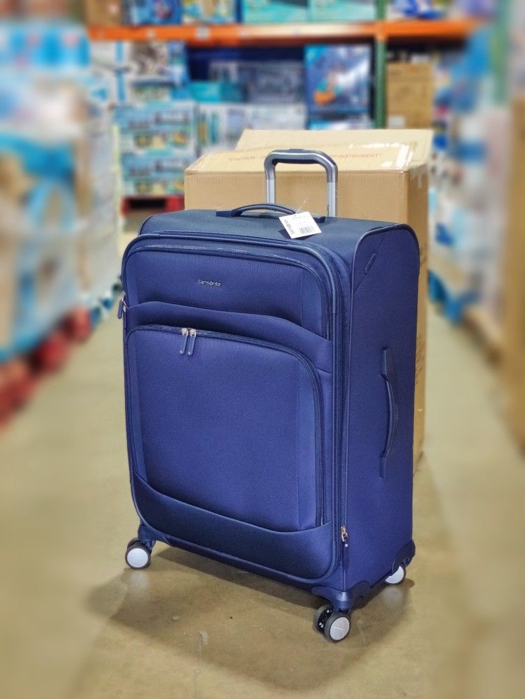 Samsonite Xpression 2-Piece Softside Spinner Luggage Set Classic Navy