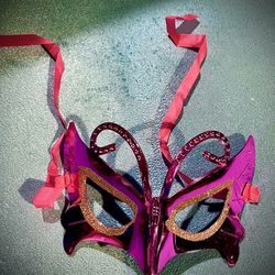Beautiful Pink Skura ball metallic mask, brand new item