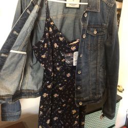 Womens Medium Outfit