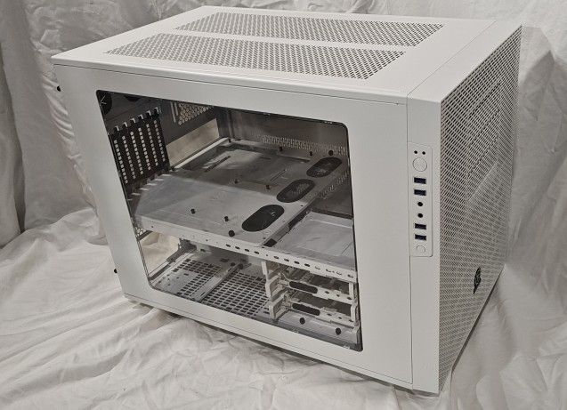 Thermaltake Core X9 Computer Case