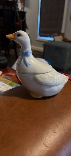 Ceramic Duck Lidded Trinket Box