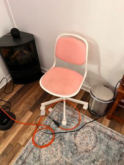 Free kids office chair