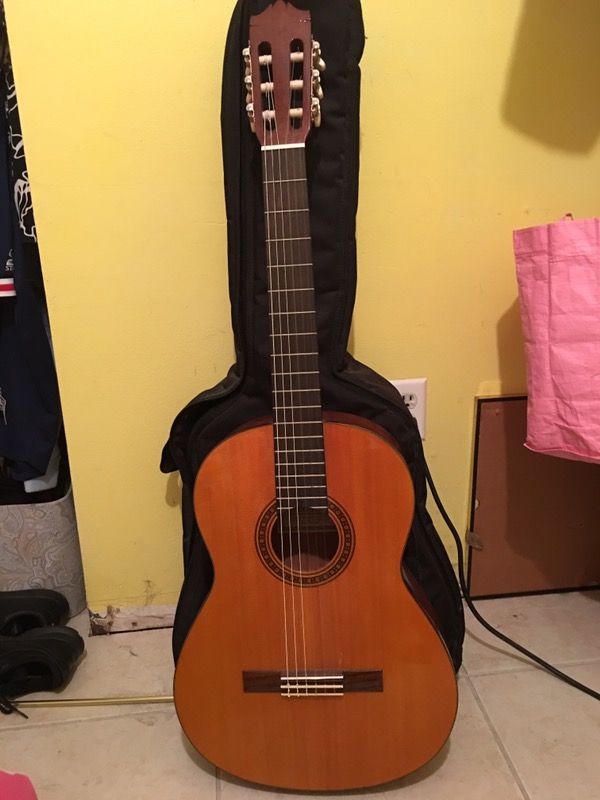 Yamaha GH-101 Mint Condition