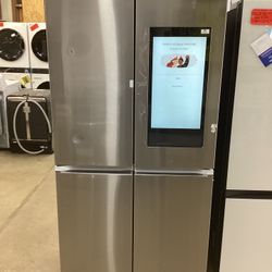 Samsung Smart view Refrigerator New Scratch And Dent 