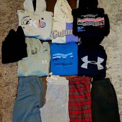 (11) Piece MEN'S Size Small Winter Clothes Lot 