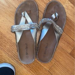 Nature Breeze Woman’s Sandals Size 7.5