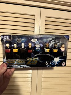 Star Trek The Next Generation Pez Set