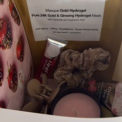 Caja Con Regalos (7 Ítems)