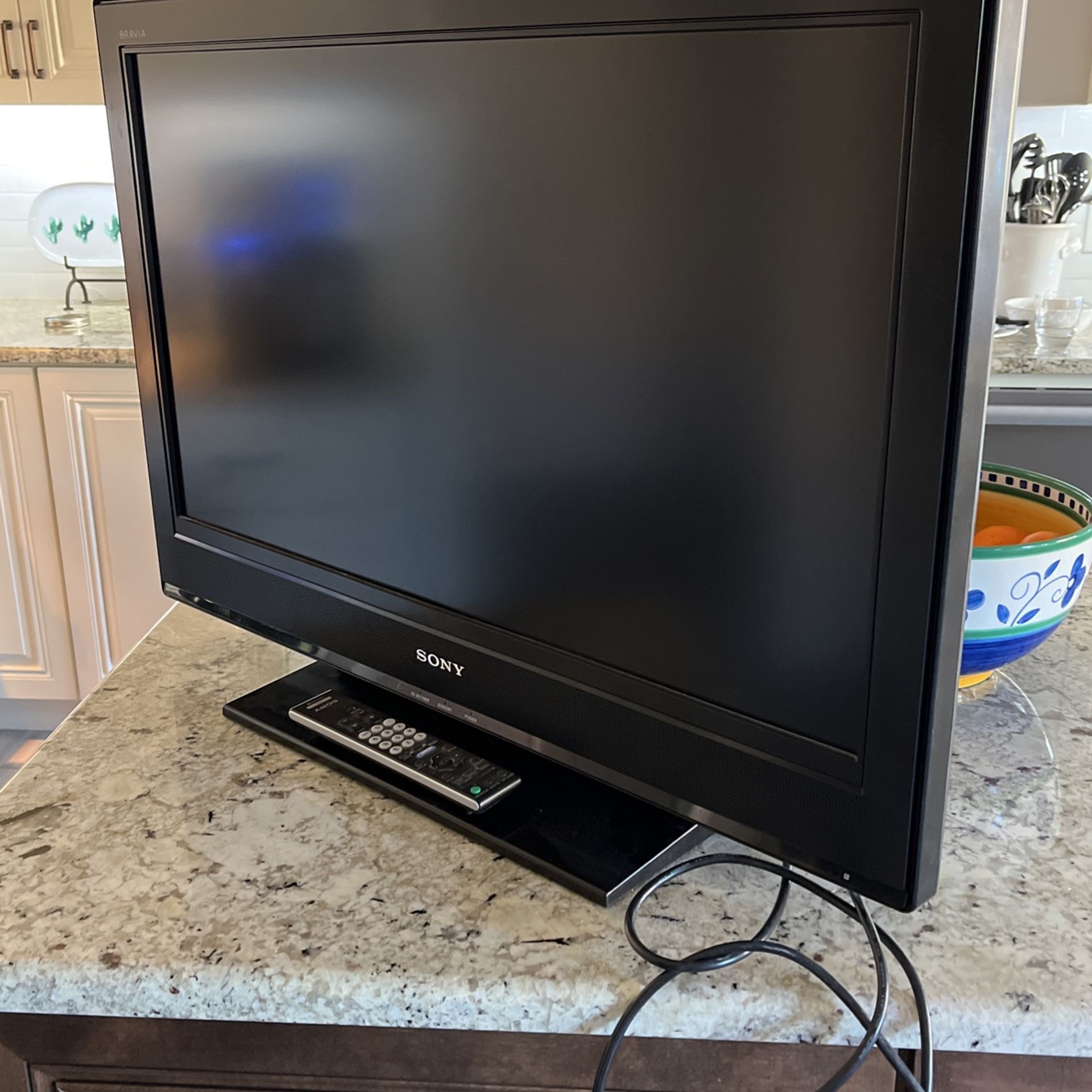 Sony KDL-32S3000 32" BRAVIA S LCD HD TV