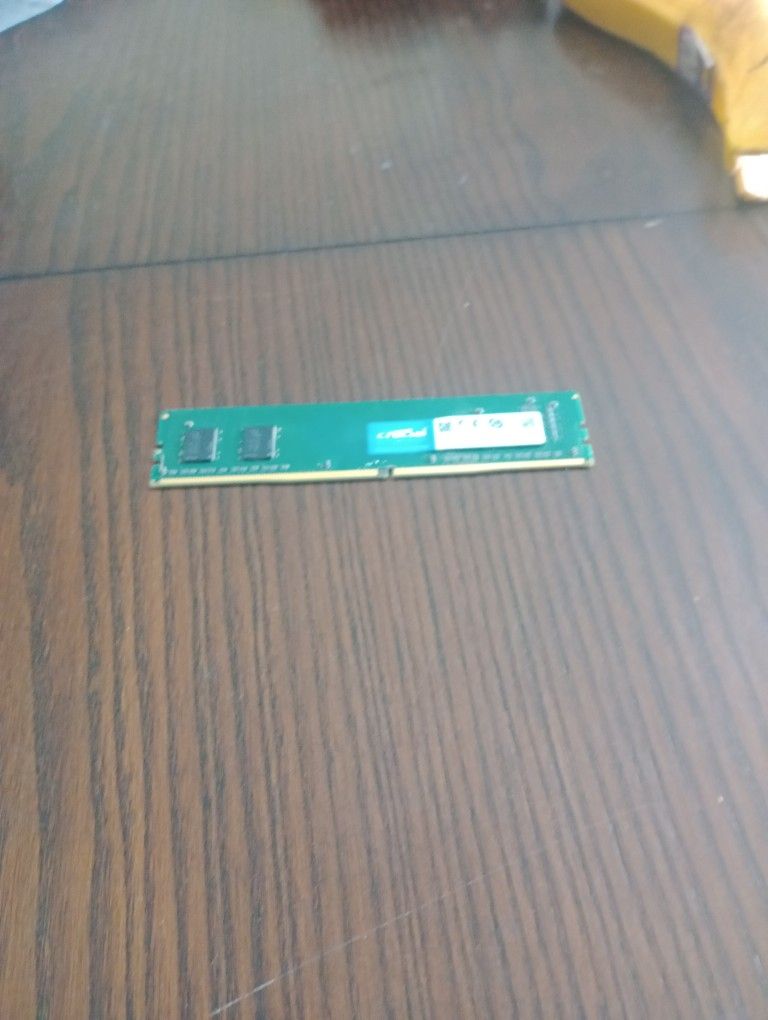 Crucial Ddr4 Ram Stick (8gb Used)