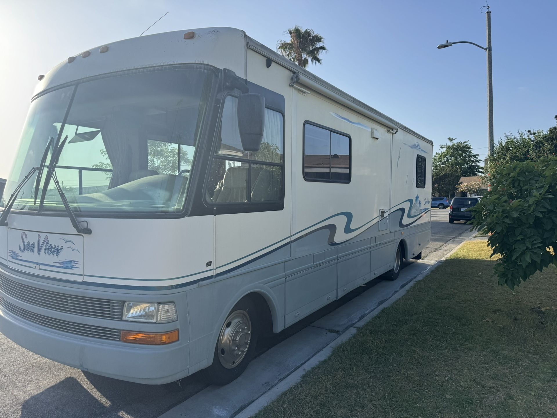 2000 National Sea view