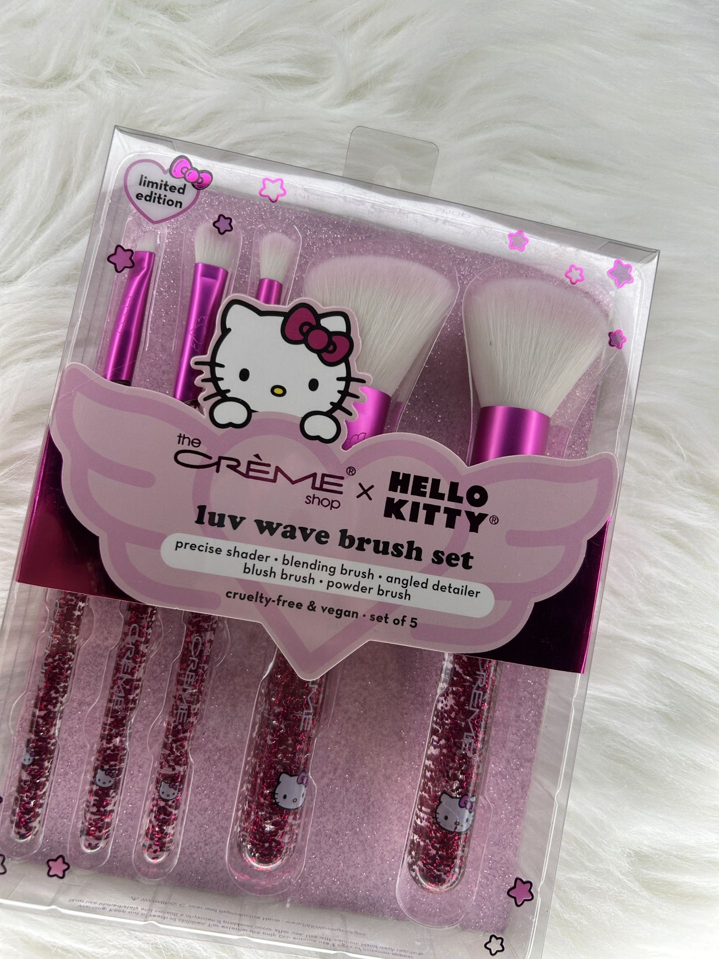 Hello Kitty makeup brushes🫶🏻🎀