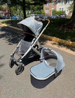 Uppababy vista stroller with bassinet set