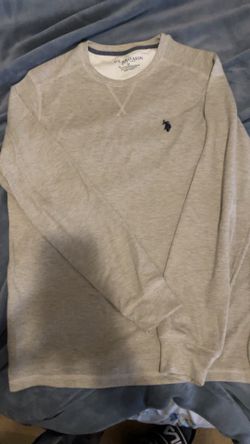 U.S Polo Long sleeve sweater ( Size M)