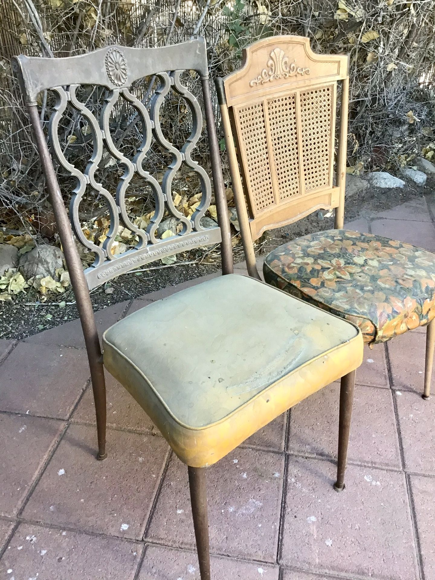 Vintage RETRO 1960s chairs Needs cleaning BOTH FOR FREE just put out front