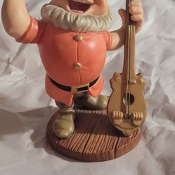 Cheerful Leader Of The  Snow White & The Seven Dwarfs Figurine