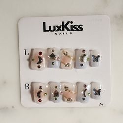 LuxKiss Press-On Nail Set with Charms