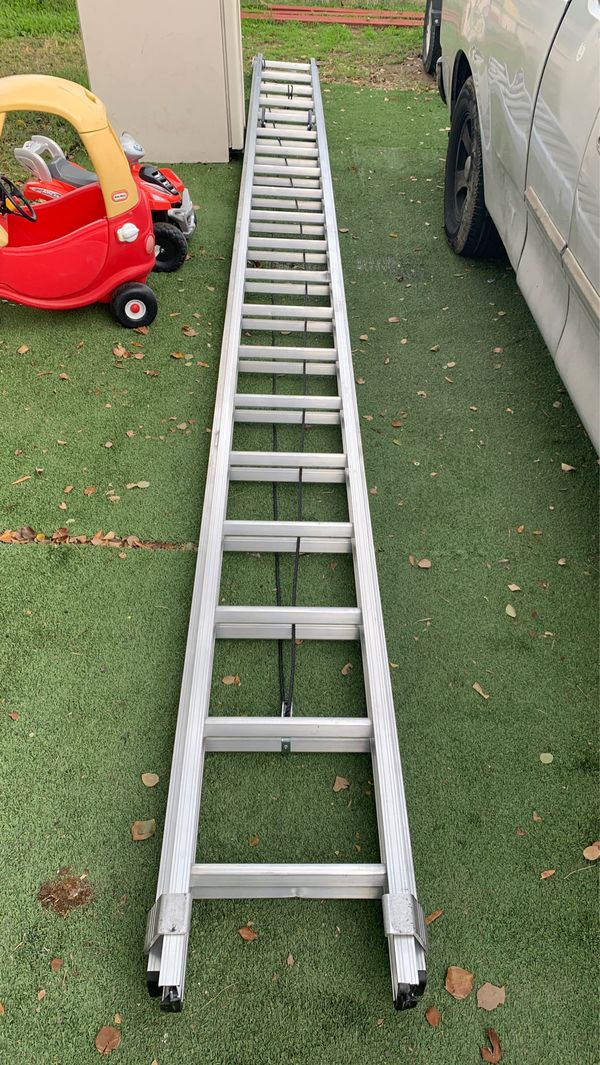 40 ft extension ladder almost new for Sale in Phoenix, AZ - OfferUp