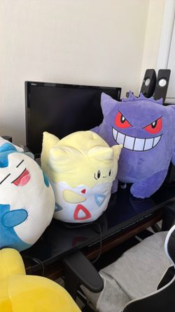 Pokemom plush