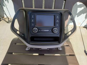 Jeep stereo 2018