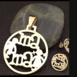 Mamá Pendant And earrings $30 New! 