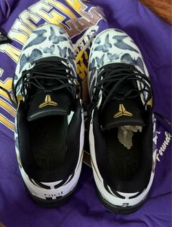 Nike Kobe Sneakers
