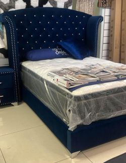 Queen Bed Blue Velvet NEW