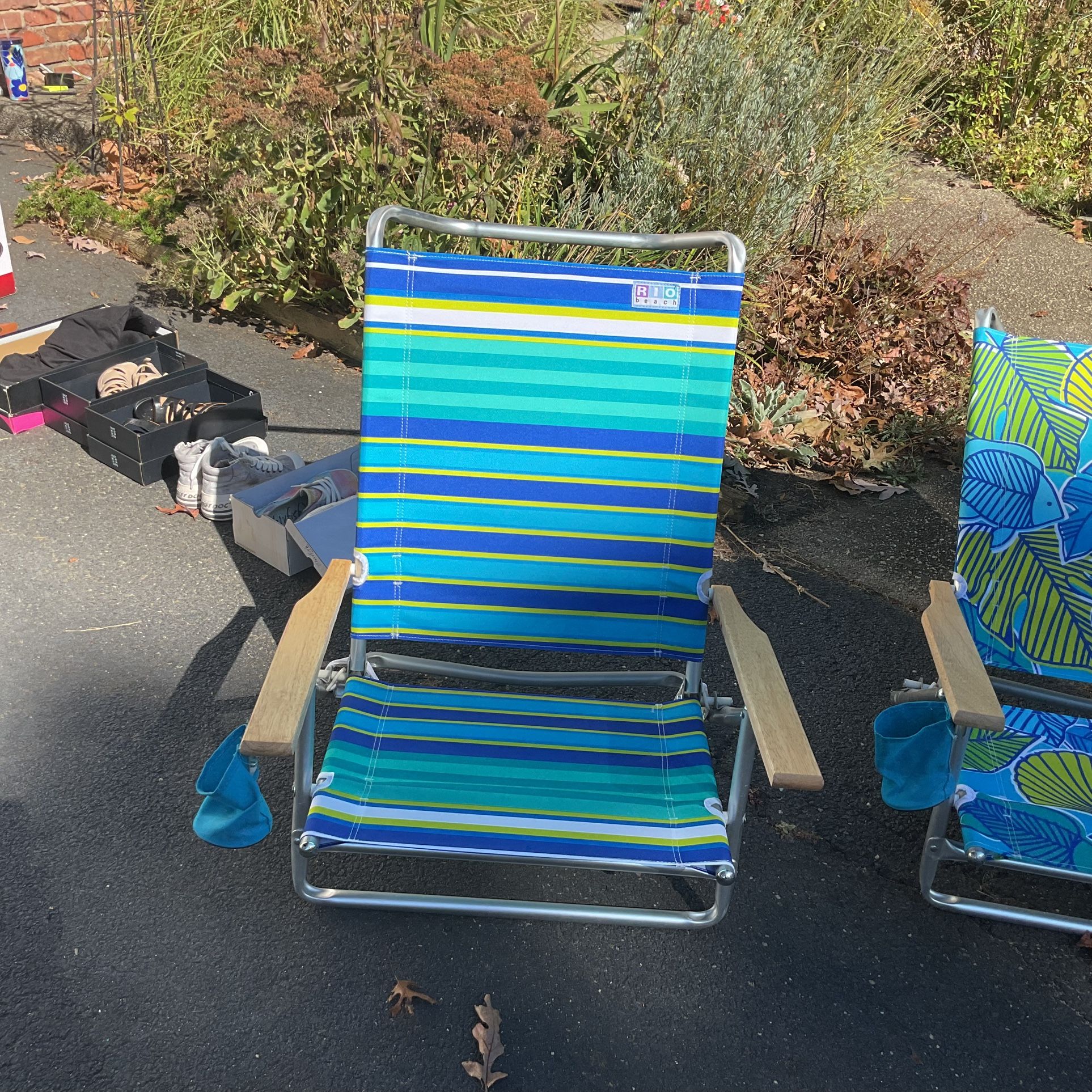 Rio Beach Classic 5-Position Lay-Flat Folding Chair, Outdoor Pool and Beach Chair with Carrying Strap